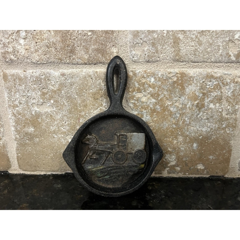 CAST IRON Miniature Skillet Ashtray Horse and Wagon Amish driver